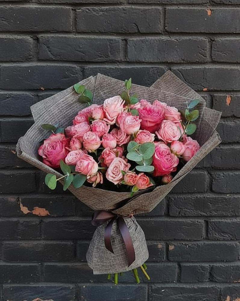 Букет цветов из: Розы в Октябрьском Ульяновской области