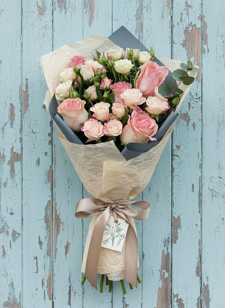 Букет цветов из: Розы в Октябрьском Ульяновской области