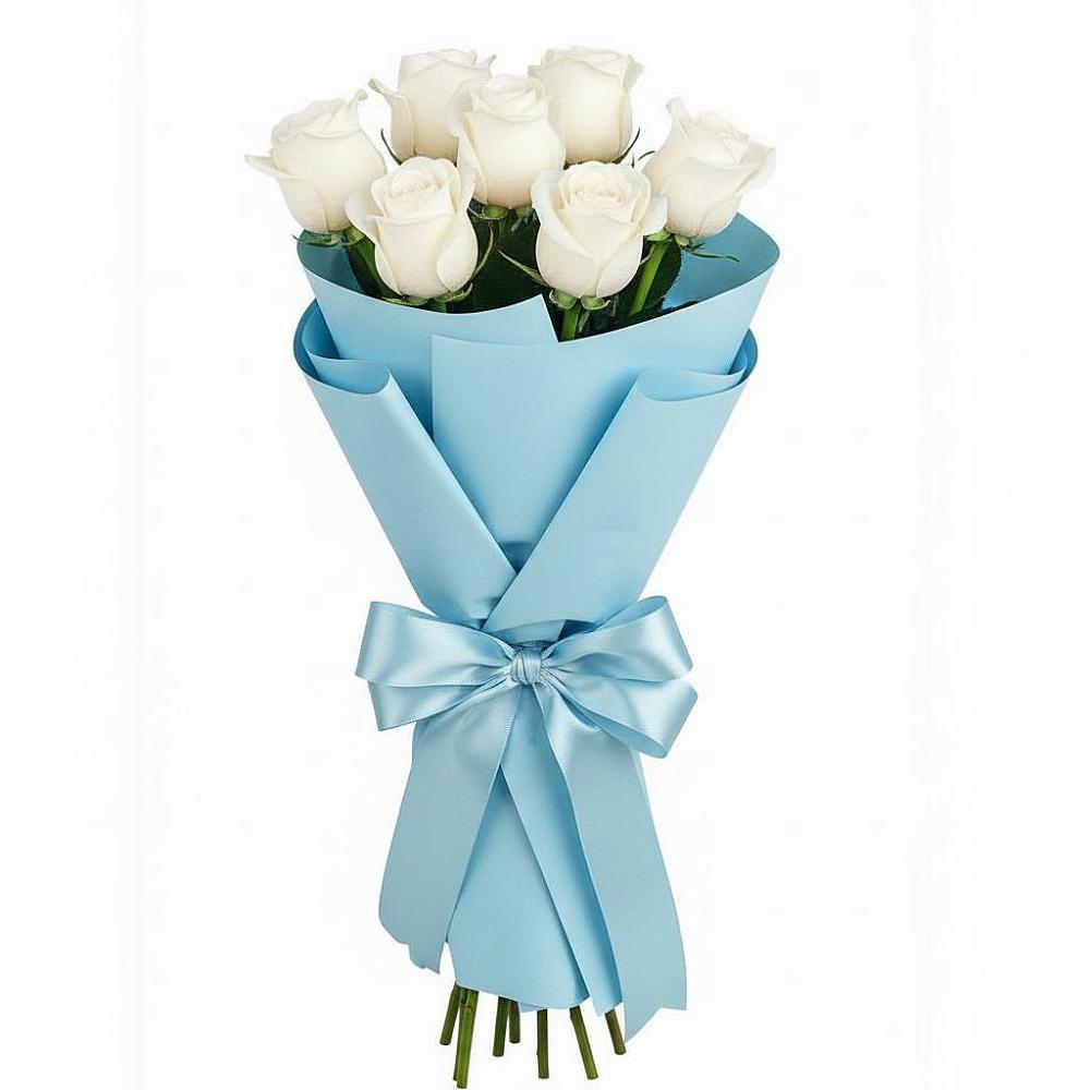 Букет 7 белых роз Проуд в Октябрьском Ульяновской области