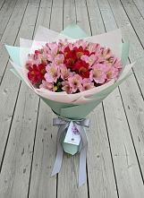 Букет цветов из:  Альстромерии в Октябрьском Ульяновской области