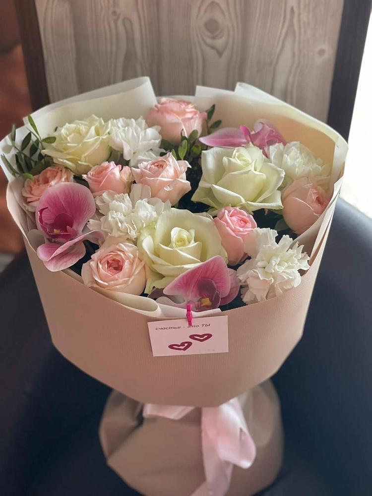 Букет цветов из: Орхидеи, Розы и Гвоздики в Октябрьском Ульяновской области