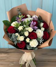 Букет цветов из:  Розы и Альстромерии в Октябрьском Ульяновской области