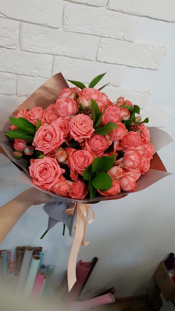 Букет цветов из: Розы в Октябрьском Ульяновской области