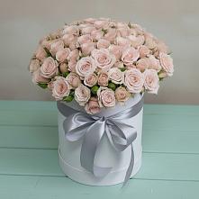 Цветочная композиция из Розы в шляпной коробке в Октябрьском Ульяновской области