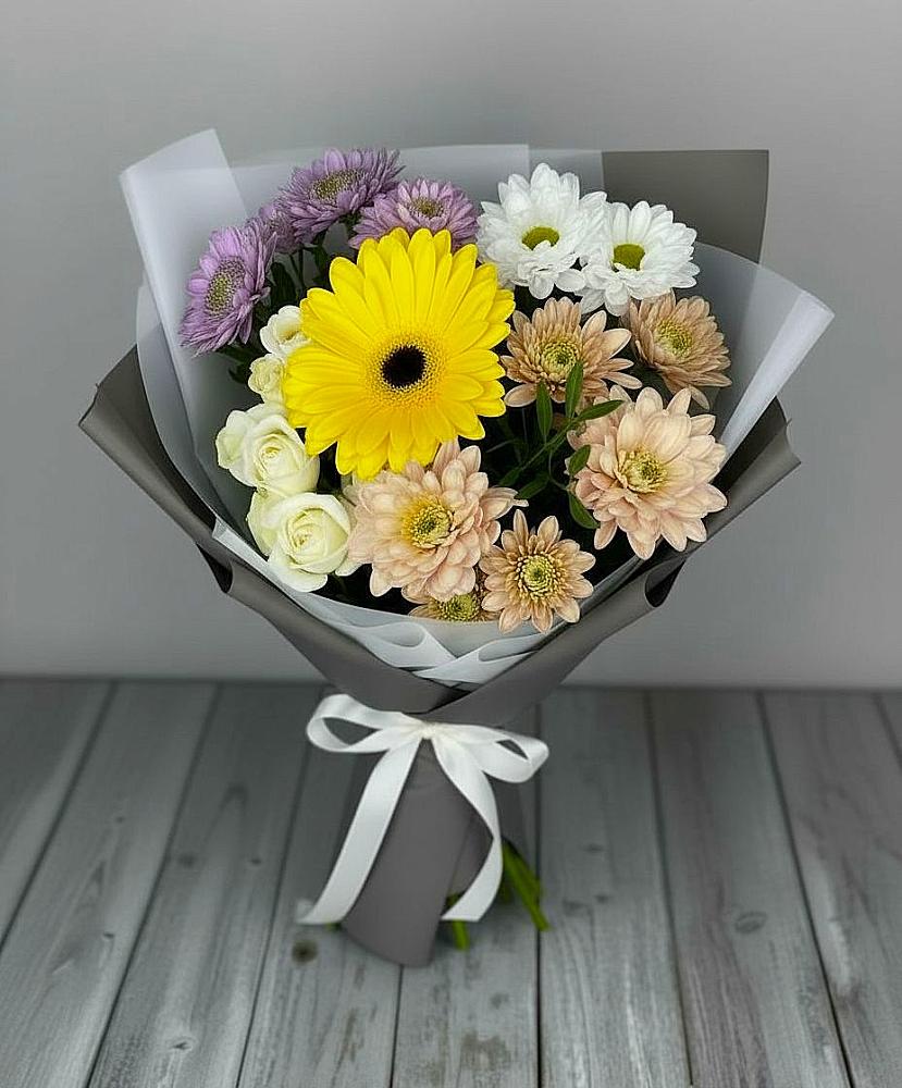 Букет цветов из: Розы, Герберы и Хризантемы в Октябрьском Ульяновской области