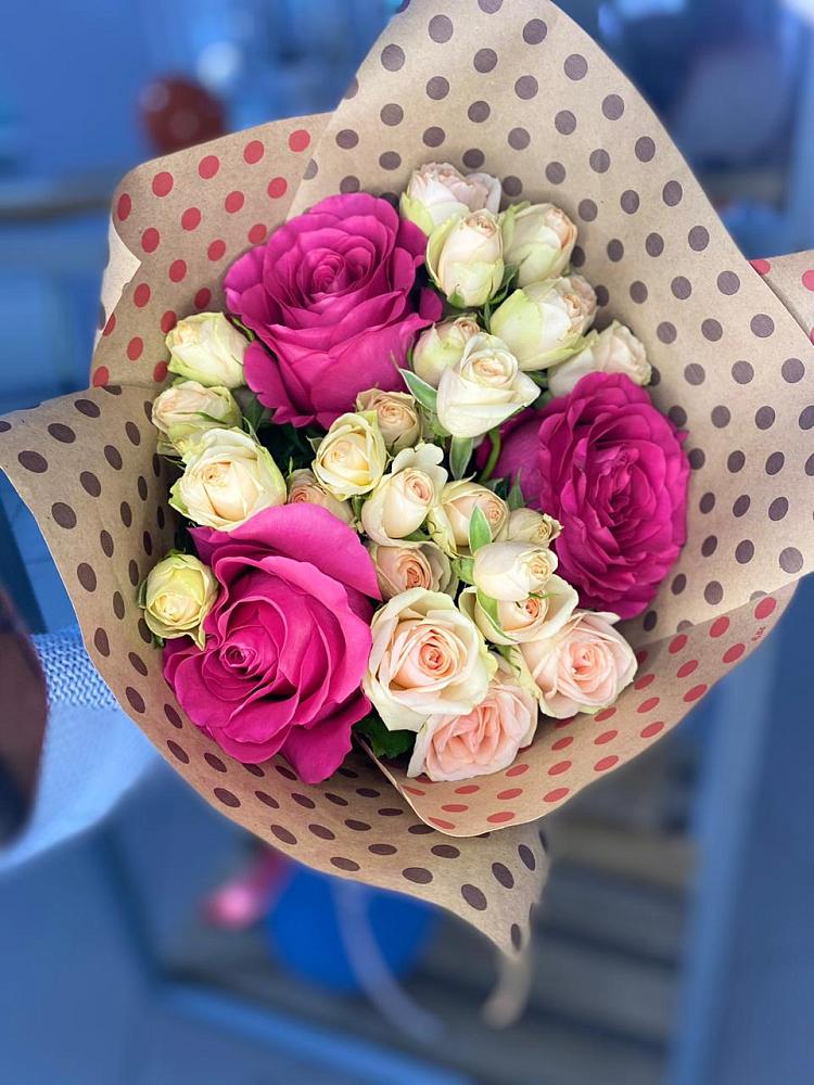 Букет цветов из: Розы в Октябрьском Ульяновской области