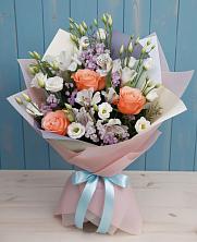 Букет цветов из:  Лизиантусы, Розы, Альстромерии и Гипсофила в Октябрьском Ульяновской области