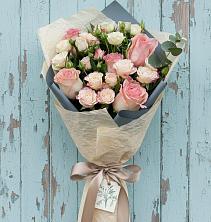 Букет цветов из:  Розы в Октябрьском Ульяновской области