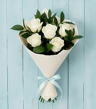 Букет цветов из:  Розы в Октябрьском Ульяновской области