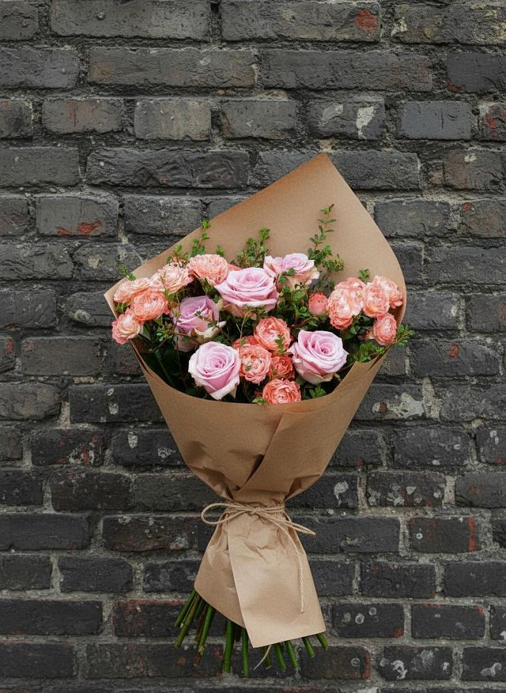 Букет цветов из: Розы в Октябрьском Ульяновской области