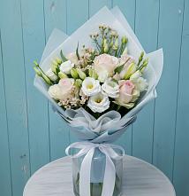 Букет цветов из:  Розы и Лизиантусы в Октябрьском Ульяновской области