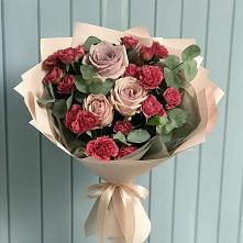 Букет цветов из:  Гвоздики и Розы в Октябрьском Ульяновской области